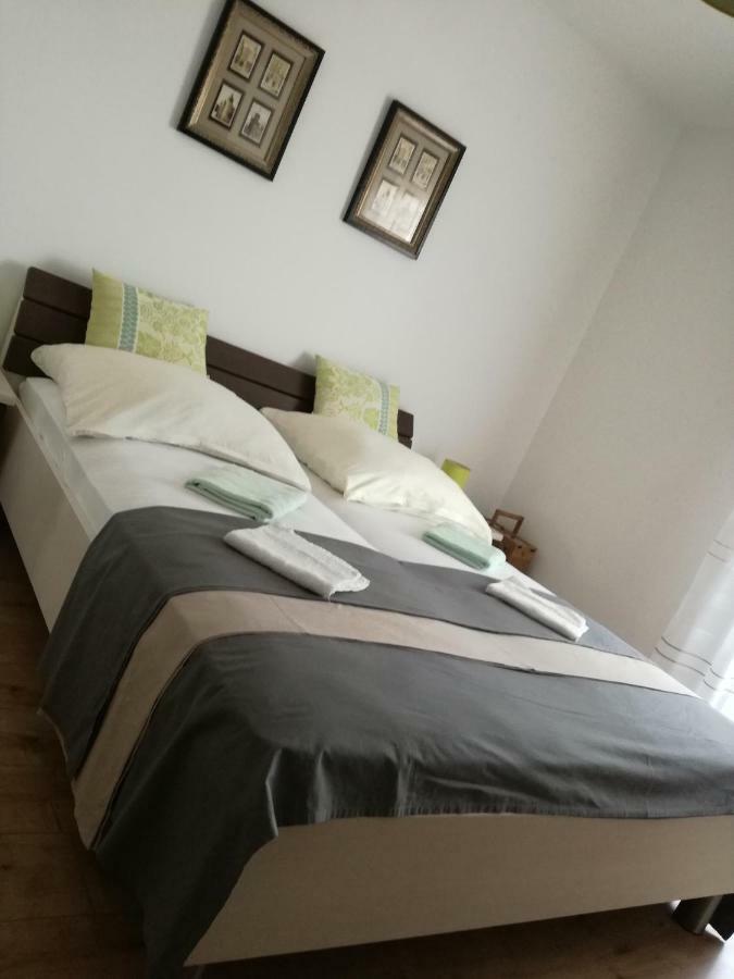 Apartment Juric Trogir Luaran gambar